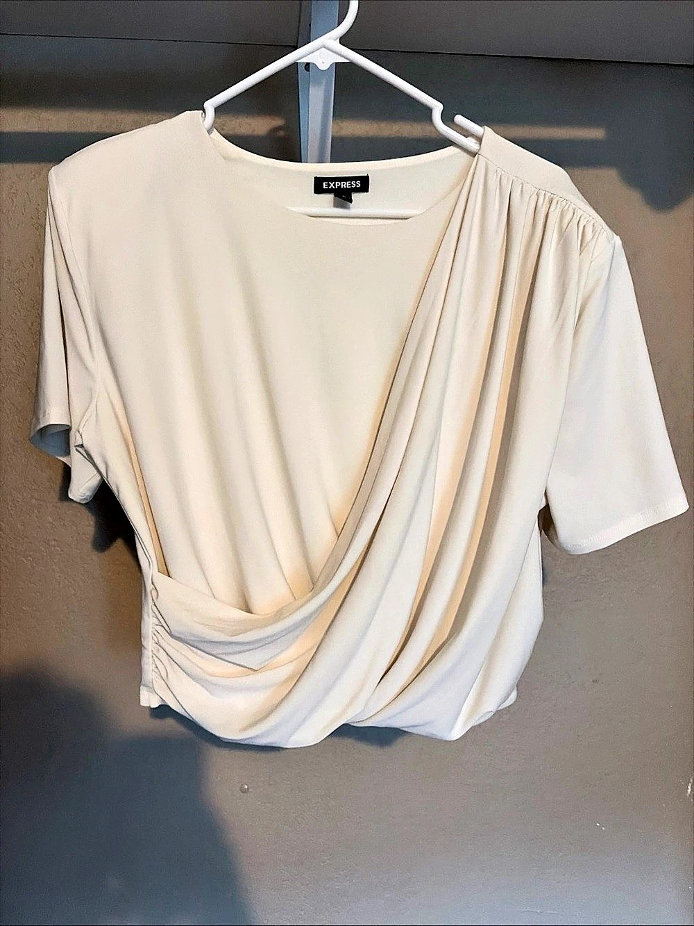 Express Draped Short Sleeve Blouse in White Size XL